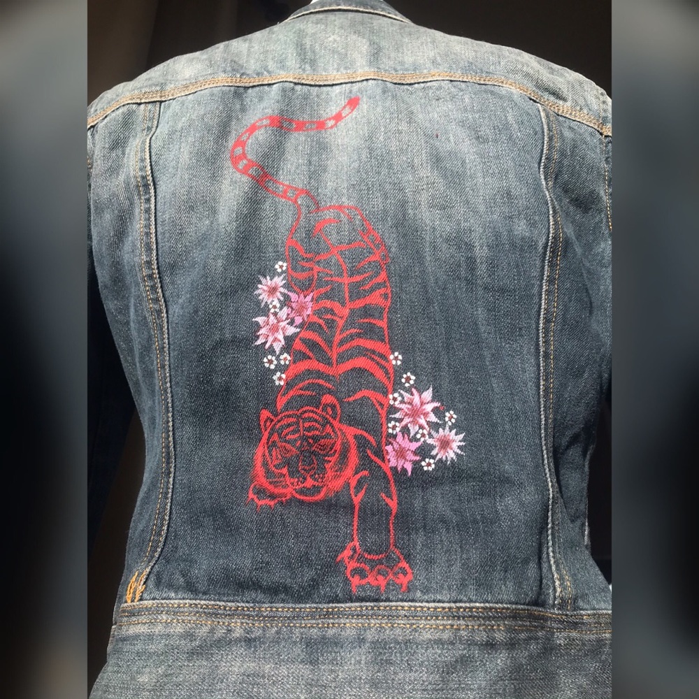 Hand painted cropped Arizona jean jacket size S